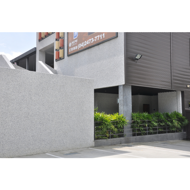 white marble tile.JPG